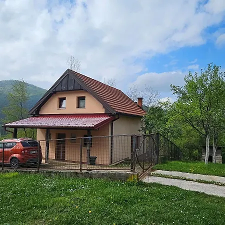 Soul Escape Haven, 10 Km From Center Petrovici